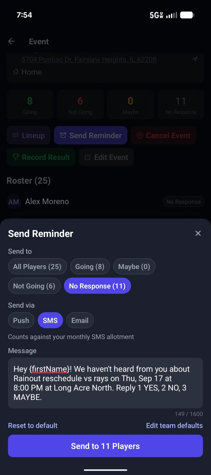 Reply1 Send Reminder sheet: choose All Players, Going, Maybe, Not Going or No Response, choose Push, SMS or Email, edit the message, and send to 11 players.